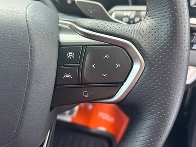 2025 Lexus RX — миниатюра 32