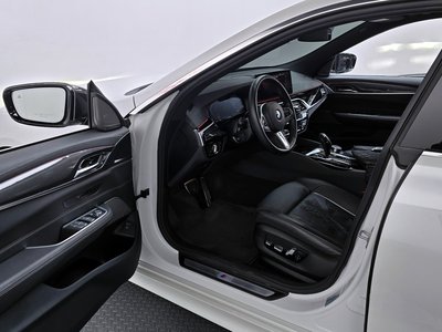 BMW 6 SERIES GT - 10