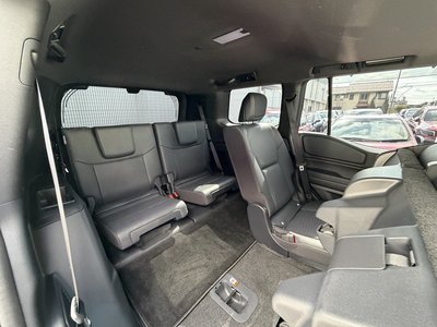 2025 Toyota LAND CRUISER 250 — миниатюра 30