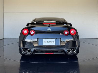 NISSAN GT-R - 4