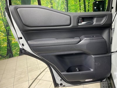 صورة مصغرة 30 لـ 2025 Toyota LAND CRUISER 250