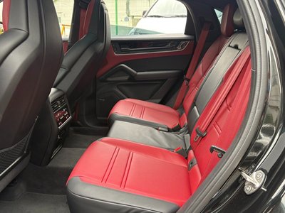 PORSCHE CAYENNE - 10