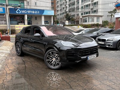 PORSCHE CAYENNE - 1