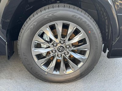 TOYOTA LAND CRUISER - 8