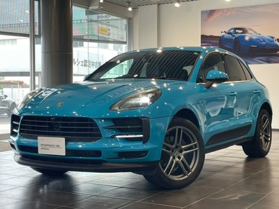 PORSCHE MACAN - 2