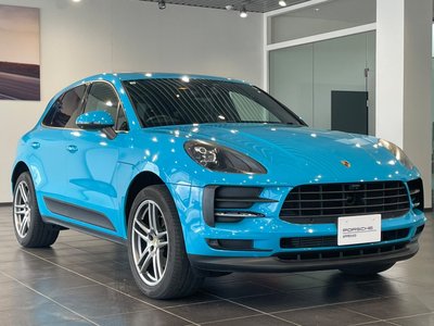 PORSCHE MACAN - 4