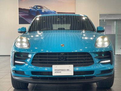 PORSCHE MACAN - 3