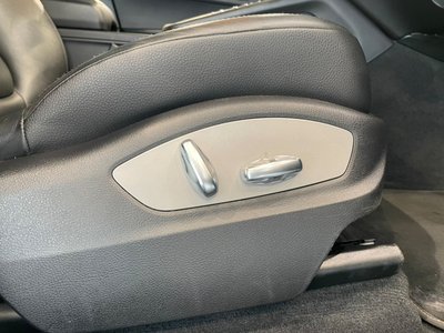 صورة مصغرة 24 لـ 2019 Porsche MACAN