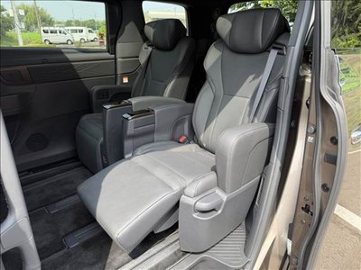 صورة 10 لـ 2025 Toyota ALPHARD