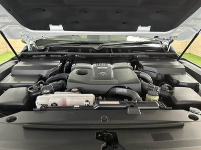 صورة مصغرة 13 لـ 2023 Toyota LAND CRUISER 300