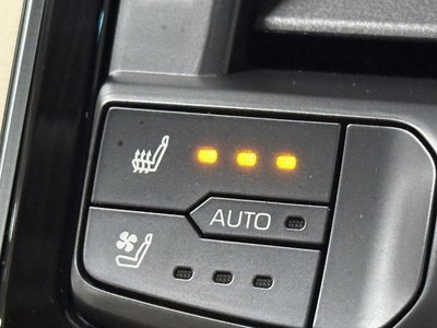 صورة مصغرة 43 لـ 2023 Toyota LAND CRUISER 300