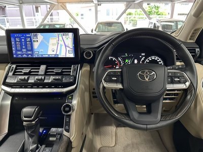 صورة مصغرة 23 لـ 2023 Toyota LAND CRUISER 300