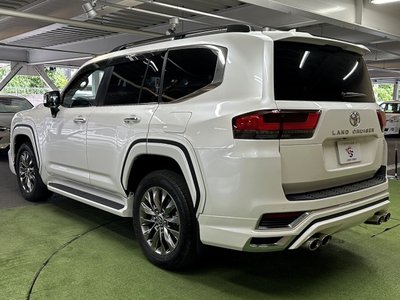 صورة مصغرة 71 لـ 2023 Toyota LAND CRUISER 300