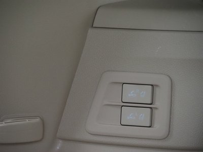 2025 Toyota LAND CRUISER 300 缩略图 39