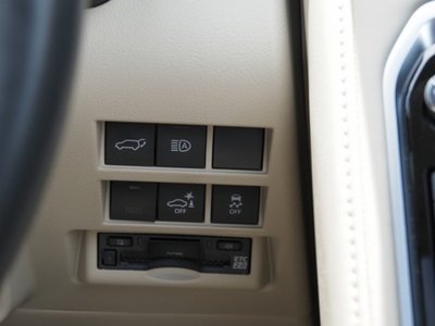 2025 Toyota LAND CRUISER 300 缩略图 61
