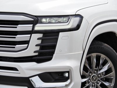 2025 Toyota LAND CRUISER 300 缩略图 19