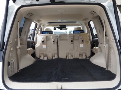 2025 Toyota LAND CRUISER 300 缩略图 42