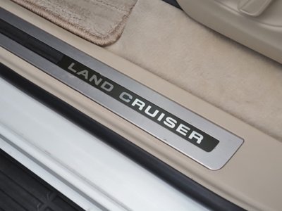 2025 Toyota LAND CRUISER 300 缩略图 75