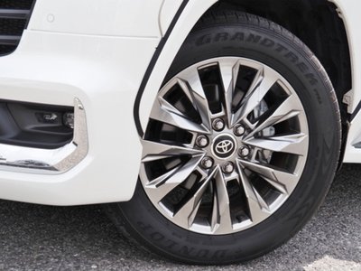 2025 Toyota LAND CRUISER 300 缩略图 22