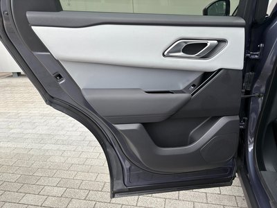 2025 LAND Rover RANGE ROVER VELAR — миниатюра 30