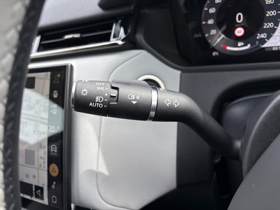 2025 LAND Rover RANGE ROVER VELAR — миниатюра 37