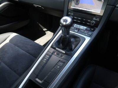 2017 Porsche 718 照片 2