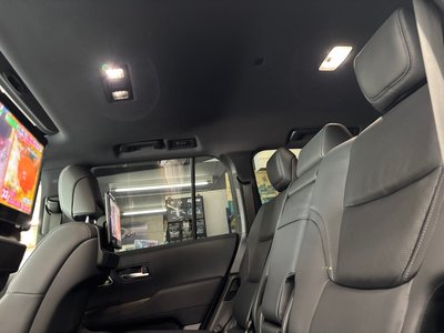 2024 Toyota LAND CRUISER 300 — миниатюра 21