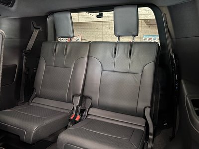 2024 Toyota LAND CRUISER 300 — миниатюра 31