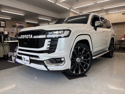 2024 Toyota LAND CRUISER 300 — миниатюра 33