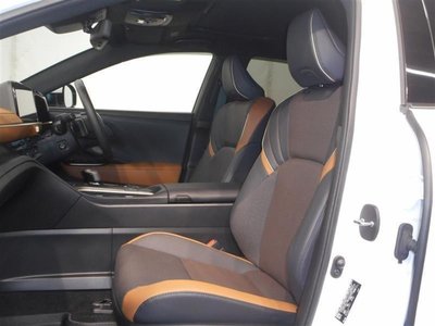 TOYOTA CROWN CROSSOVER - 10