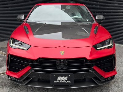 LAMBORGHINI URUS - 9