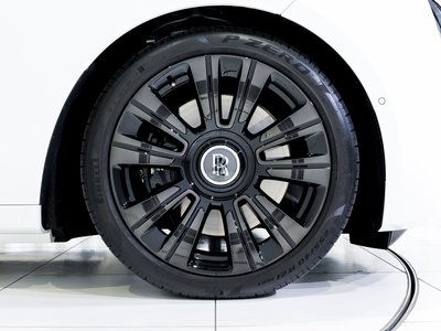 ROLLS-ROYCE GHOST - 7
