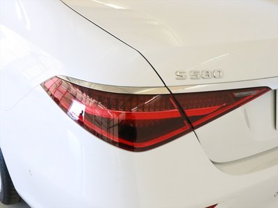 2025 Mercedes-BENZ S-CLASS photo 9