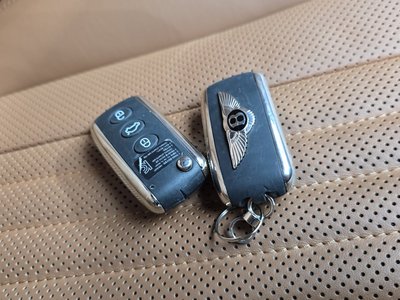 2017 Bentley FLYING SPUR thumbnail 27