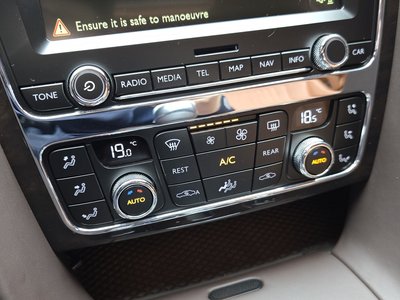 2017 Bentley FLYING SPUR thumbnail 22