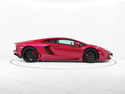 LAMBORGHINI AVENTADOR - 5