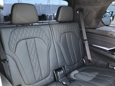2024 BMW X7 缩略图 41