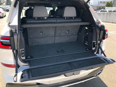 2024 BMW X7 缩略图 16