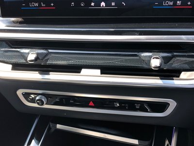 2024 BMW X7 缩略图 64