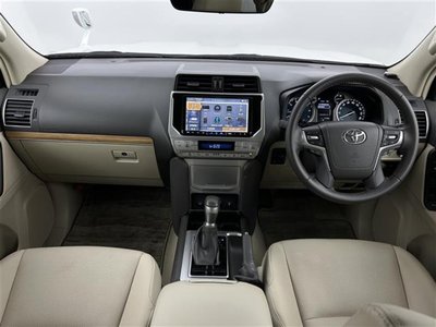 TOYOTA LAND CRUISER - 5