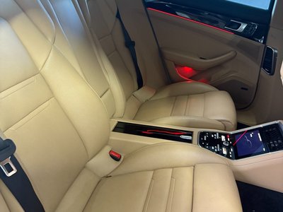 PORSCHE PANAMERA - 9