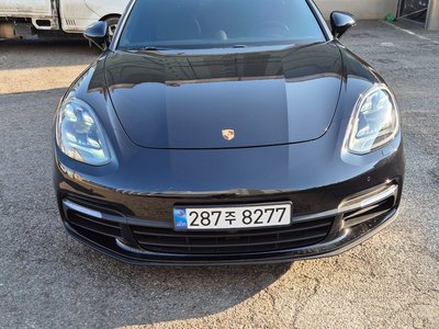 PORSCHE PANAMERA - 1