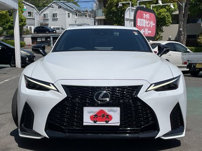 LEXUS IS - 4