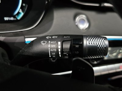 2022 Genesis GV70 — миниатюра 18