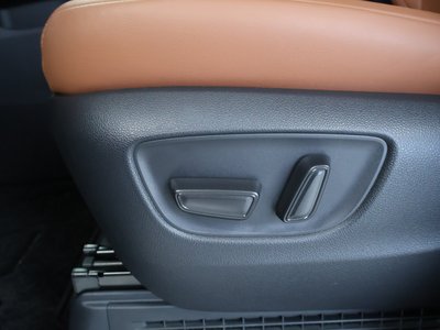 صورة مصغرة 32 لـ 2025 Toyota VELLFIRE
