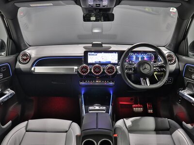 MERCEDES-BENZ GLB - 2