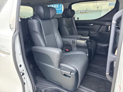 صورة 5 لـ 2022 Toyota ALPHARD