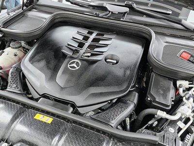 MERCEDES-BENZ GLS - 7