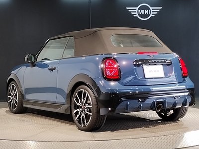 2025 MINI COOPER CONVERTIBLE — фото 8