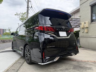TOYOTA ALPHARD - 3